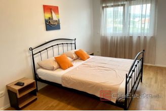 011 2030 62 Trogir one bedroom apartment with pool for sale