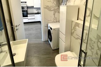 011 2030 62 Trogir one bedroom apartment with pool for sale