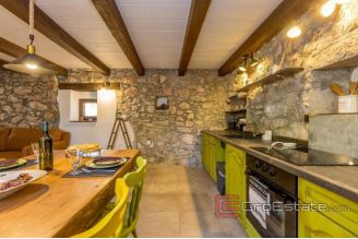 015 1021 13 Krk stone house with a sea view for sale