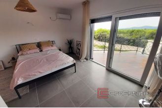 010 2016 576 sibenik new villa with pool for sale