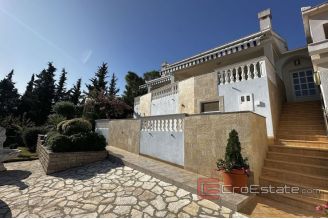 016 2041 58 island ugljan villa second row from the sea for sale