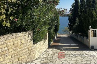 016 2041 58 island ugljan villa second row from the sea for sale