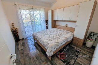 015 1021 14 Krk three bedroom penthouse for sale