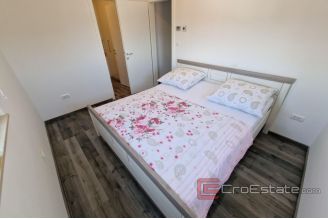 015 1021 14 Krk three bedroom penthouse for sale