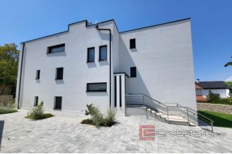 015 1021 14 Krk three bedroom penthouse for sale