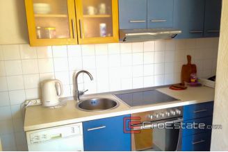 14 4550 30 Omis apartment for sale