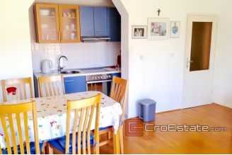 14 4550 30 Omis apartment for sale