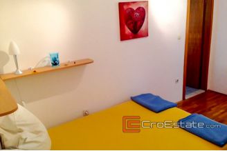 14 4550 30 Omis apartment for sale