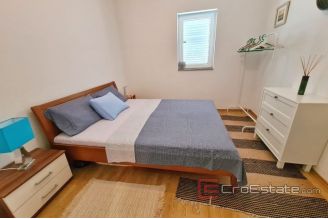 012 2030 63 Rogoznica apartment near the sea for sale