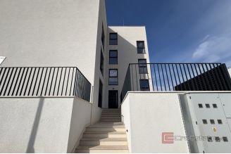 005 2035 124 Ciovo apartments under construction with sea view sale