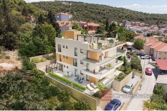 010 2035 125 Trogir apartments with panoramiv view for sale