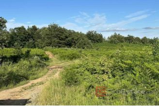 004 5288 30 Gospic large plot of land for sale