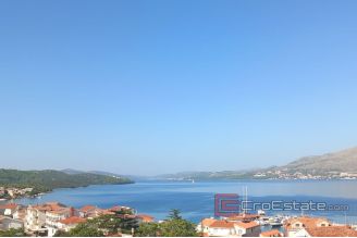 012 2031 93 Ciovo two penthouse apartments with a sea view for sale