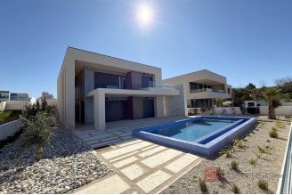 012 2022 372 zadar luxury villa first row to the sea for sale