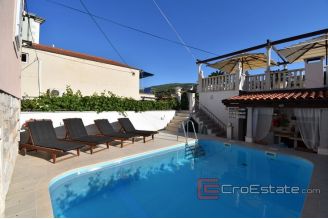 014 2041 61 island hvar stone house first row to the sea for sale