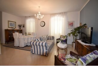 014 2041 61 island hvar stone house first row to the sea for sale