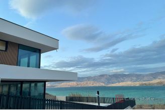 013 2018 240 Pag newly built villa first row to the sea for sale