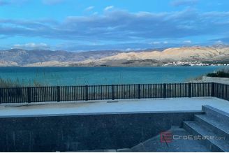 013 2018 240 Pag newly built villa first row to the sea for sale