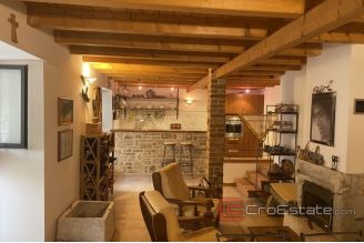 012 2037 52 Solta three story house for sale