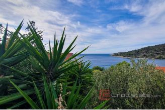 008 2037 53 Rogoznica two story house with a sea view for sale