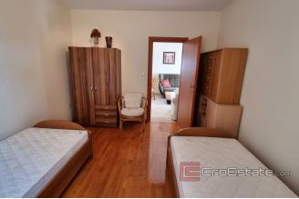 008 2041 62 Rogoznica two bedroom apartment with a sea view for sale