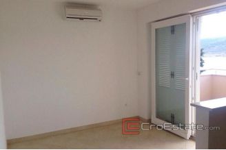 09 2029 18 apartments pag