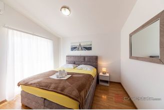 016 2036 84 Kastela villa with swimming pool for sale