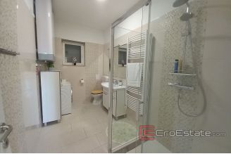 009 2031 98 Kastela three bedroom apartment with a sea view for sale