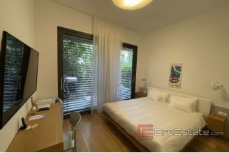 010 2035 128 Split Meje modern villa with sea view for rent