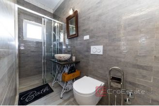 020 2018 243 Pasman stone house with pool with pool first row to the sea for sale