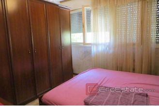 08 2018 63 one bedroom apartment split