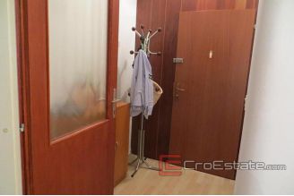 08 2018 63 one bedroom apartment split