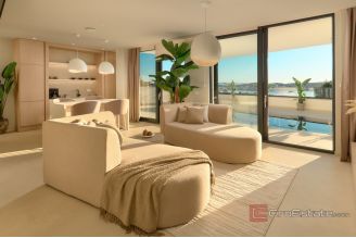 020 2035 132 Trogir luxury villa with a sea view sale