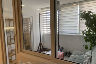 011 2037 43 Split modern two bedroom apartment for sale
