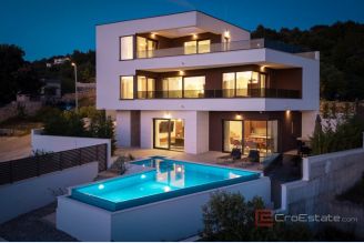 001 2022 385 rogoznica villa with pool and sea view for sale