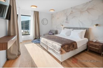 025 2022 385 rogoznica villa with pool and sea view for sale
