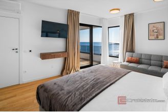 025 2022 385 rogoznica villa with pool and sea view for sale