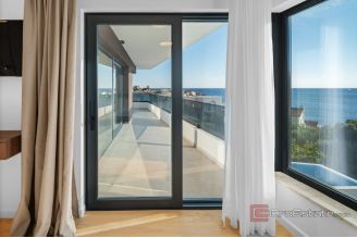 025 2022 385 rogoznica villa with pool and sea view for sale