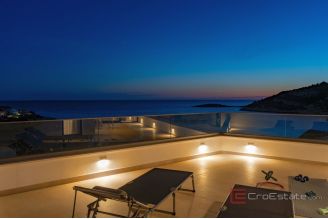 025 2022 385 rogoznica villa with pool and sea view for sale