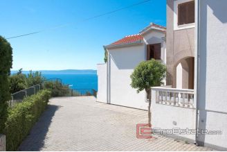020 3456 30 island ciovo house with swimming pool for sale