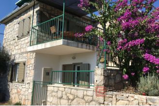 010 2031 101 Drvenik stone house with a sea view for sale