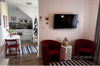 010 2031 101 Drvenik stone house with a sea view for sale