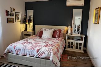 010 2031 101 Drvenik stone house with a sea view for sale