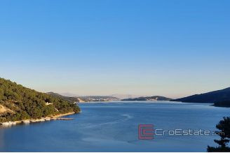 015 2041 68 Marina house with a sea view for sale