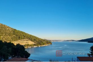 015 2041 68 Marina house with a sea view for sale