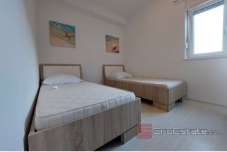 015 2041 68 Marina house with a sea view for sale