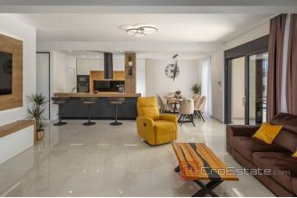 019 2018 245 Zadar newly built villa with a sea view for sale