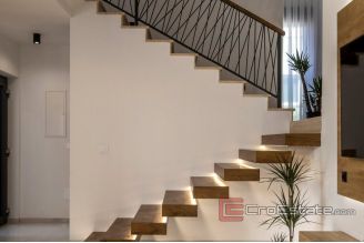 019 2018 245 Zadar newly built villa with a sea view for sale