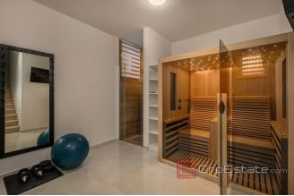 019 2018 245 Zadar newly built villa with a sea view for sale