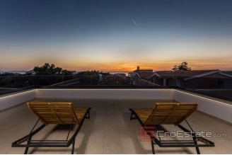 019 2018 245 Zadar newly built villa with a sea view for sale